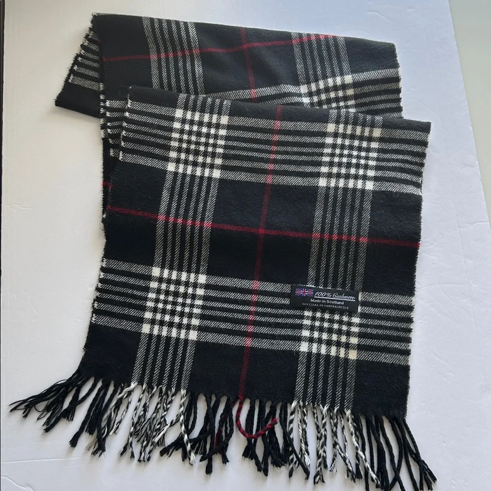 Made in Scotland 100% Cashmere Plaid Scarf